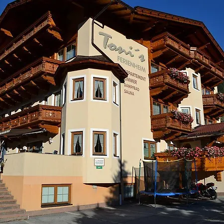 Tonis Ferienheim Apartment *